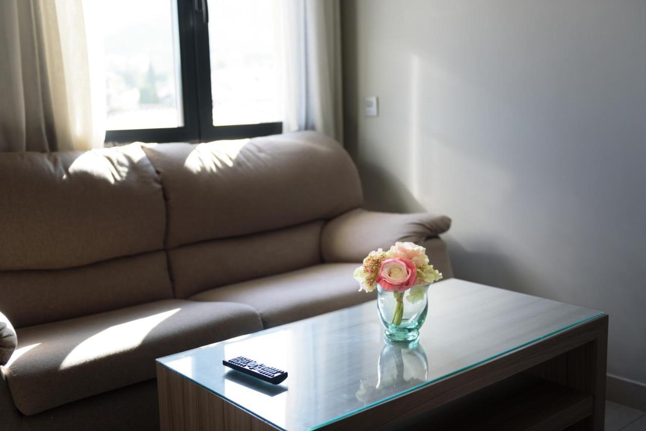 Apartamentos Santa Clara Alhaurín de la Torre Eksteriør billede
