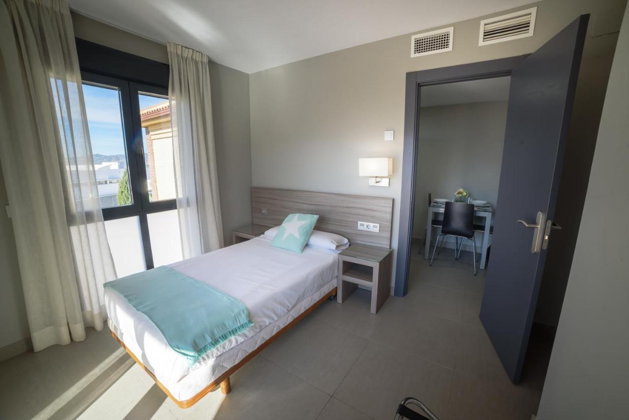 Apartamentos Santa Clara Alhaurín de la Torre Eksteriør billede