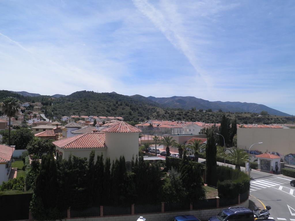 Apartamentos Santa Clara Alhaurín de la Torre Eksteriør billede