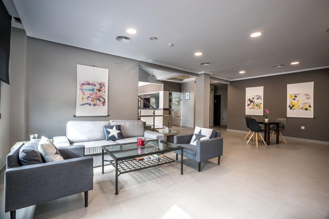 Apartamentos Santa Clara Alhaurín de la Torre Eksteriør billede